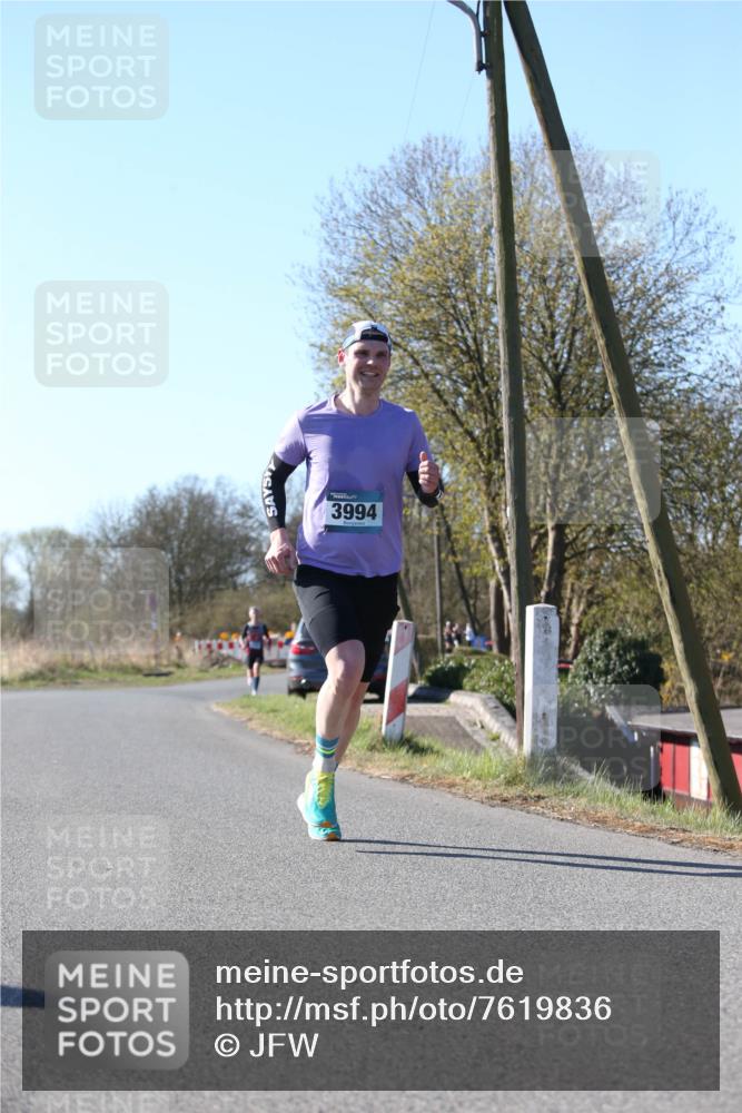06.04.2025 - 44. Internationalen Wilhelmsburger Insellauf Jannik Wohlers http://msf.ph/oto/7619836 06.04.2025 10:04:21 Laufen 3994 meine-sportfotos.de