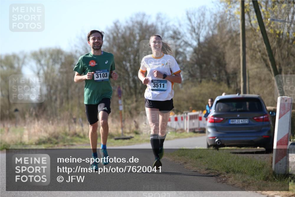06.04.2025 - 44. Internationalen Wilhelmsburger Insellauf Jannik Wohlers http://msf.ph/oto/7620041 06.04.2025 10:05:27 Laufen 2, 3103, 3511 meine-sportfotos.de