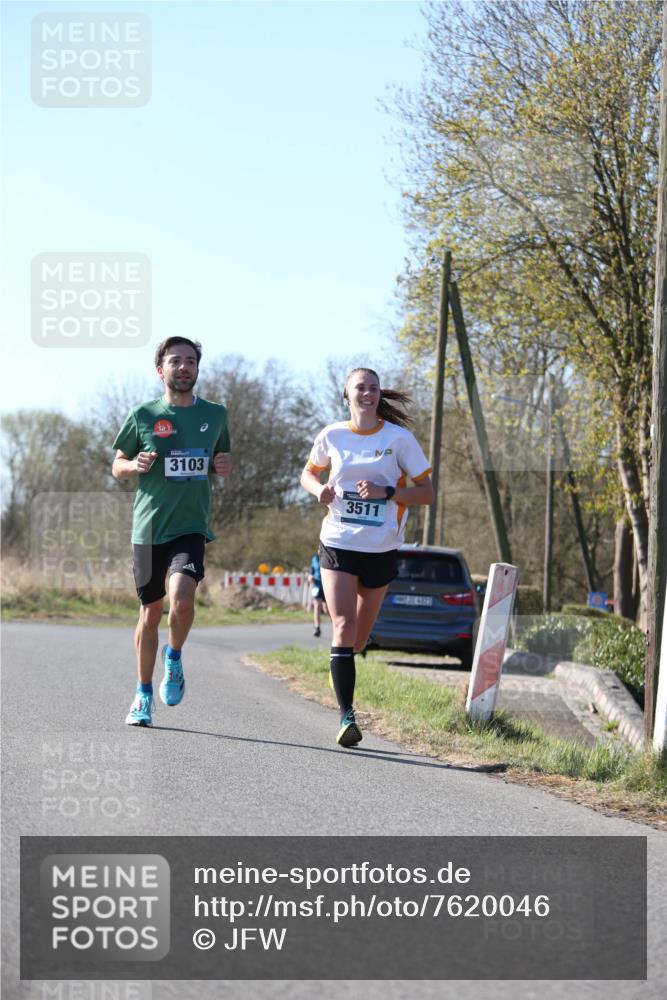 06.04.2025 - 44. Internationalen Wilhelmsburger Insellauf Jannik Wohlers http://msf.ph/oto/7620046 06.04.2025 10:05:29 Laufen 3103, 3511, 4731, 6323 meine-sportfotos.de