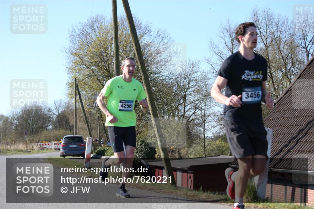 06.04.2025 - 44. Internationalen Wilhelmsburger Insellauf Jannik Wohlers http://msf.ph/oto/7620221 06.04.2025 10:05:45 Laufen 4256, 3456 meine-sportfotos.de