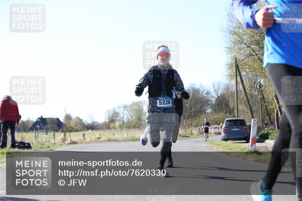 06.04.2025 - 44. Internationalen Wilhelmsburger Insellauf Jannik Wohlers http://msf.ph/oto/7620330 06.04.2025 10:06:14 Laufen 5226, 40606, 31, 4923 meine-sportfotos.de