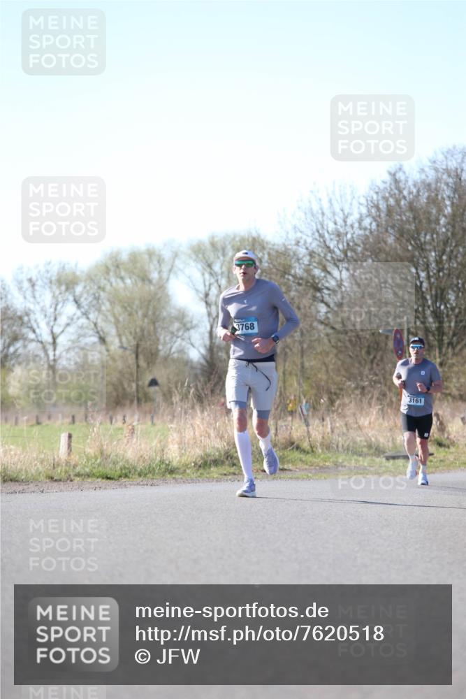 06.04.2025 - 44. Internationalen Wilhelmsburger Insellauf Jannik Wohlers http://msf.ph/oto/7620518 06.04.2025 10:06:54 Laufen 3768, 3161 meine-sportfotos.de