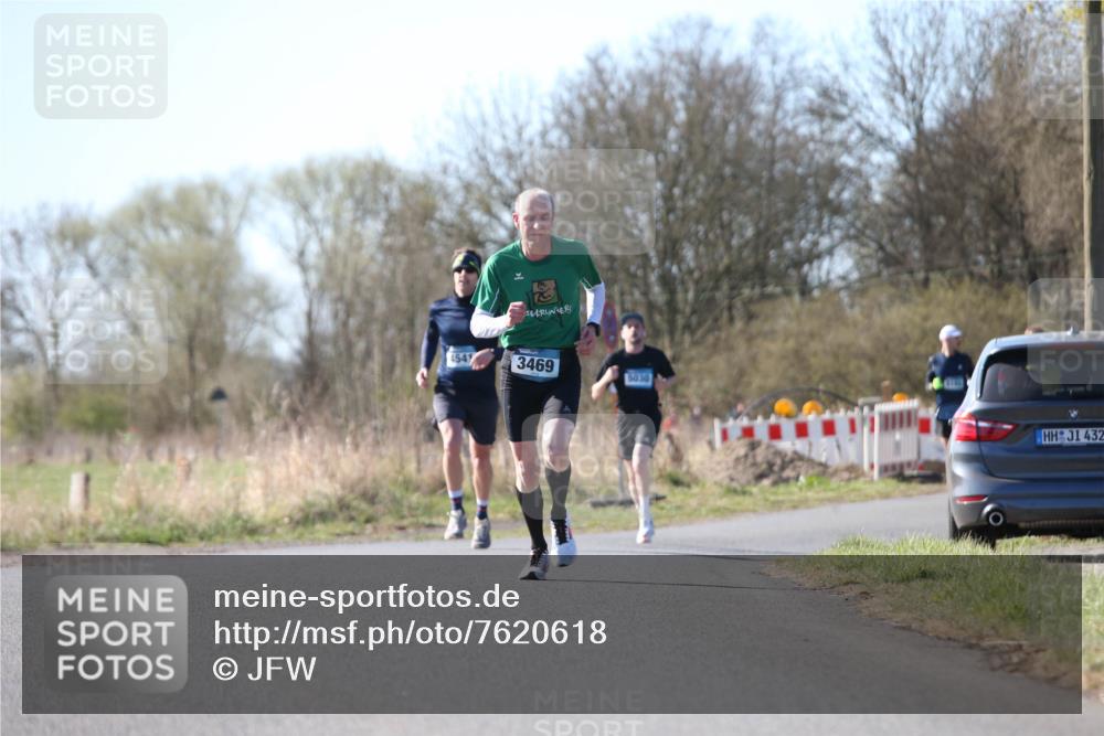 06.04.2025 - 44. Internationalen Wilhelmsburger Insellauf Jannik Wohlers http://msf.ph/oto/7620618 06.04.2025 10:07:36 Laufen 4541, 3469, 5030, 432 meine-sportfotos.de