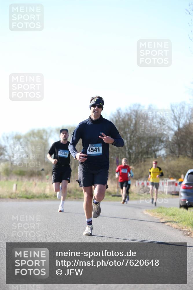06.04.2025 - 44. Internationalen Wilhelmsburger Insellauf Jannik Wohlers http://msf.ph/oto/7620648 06.04.2025 10:07:42 Laufen 5030, 4541 meine-sportfotos.de