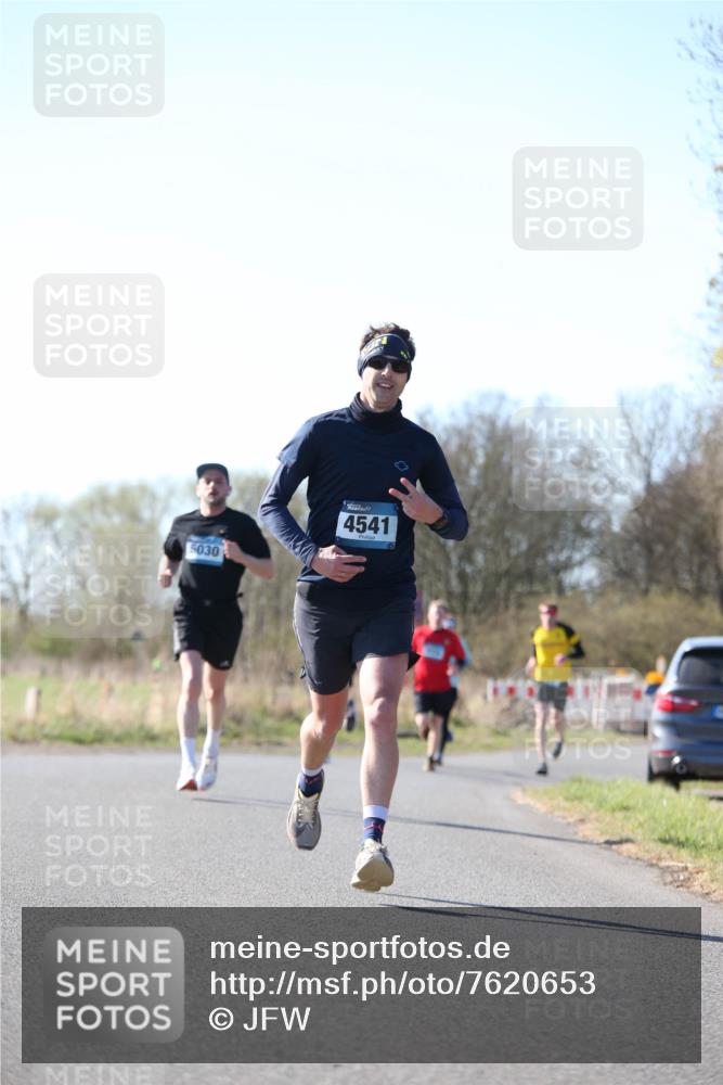 06.04.2025 - 44. Internationalen Wilhelmsburger Insellauf Jannik Wohlers http://msf.ph/oto/7620653 06.04.2025 10:07:42 Laufen 5030, 4541 meine-sportfotos.de