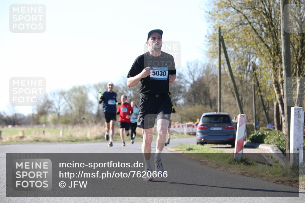 06.04.2025 - 44. Internationalen Wilhelmsburger Insellauf Jannik Wohlers http://msf.ph/oto/7620666 06.04.2025 10:07:45 Laufen 5030 meine-sportfotos.de