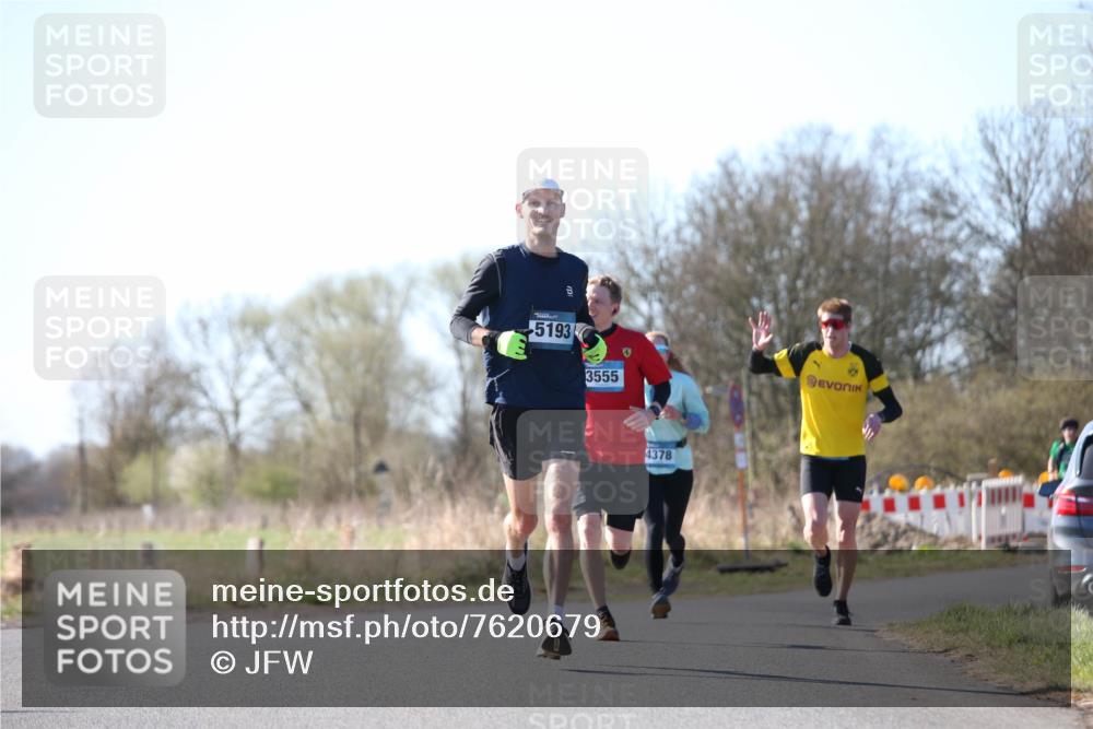 06.04.2025 - 44. Internationalen Wilhelmsburger Insellauf Jannik Wohlers http://msf.ph/oto/7620679 06.04.2025 10:07:46 Laufen 5193, 3555, 4378 meine-sportfotos.de