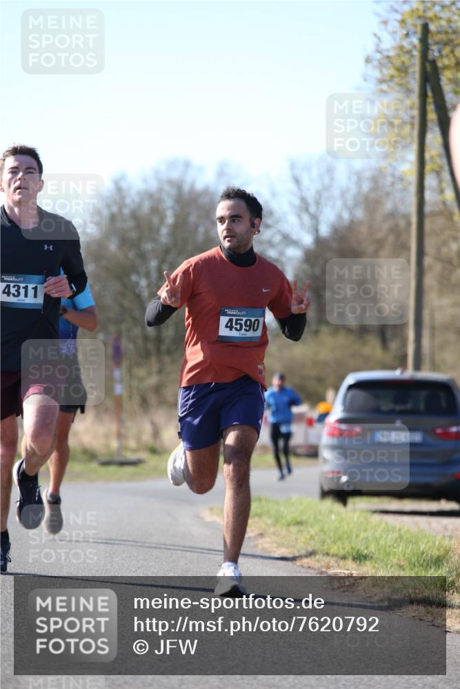 06.04.2025 - 44. Internationalen Wilhelmsburger Insellauf Jannik Wohlers http://msf.ph/oto/7620792 06.04.2025 10:08:03 Laufen 4311, 4590 meine-sportfotos.de