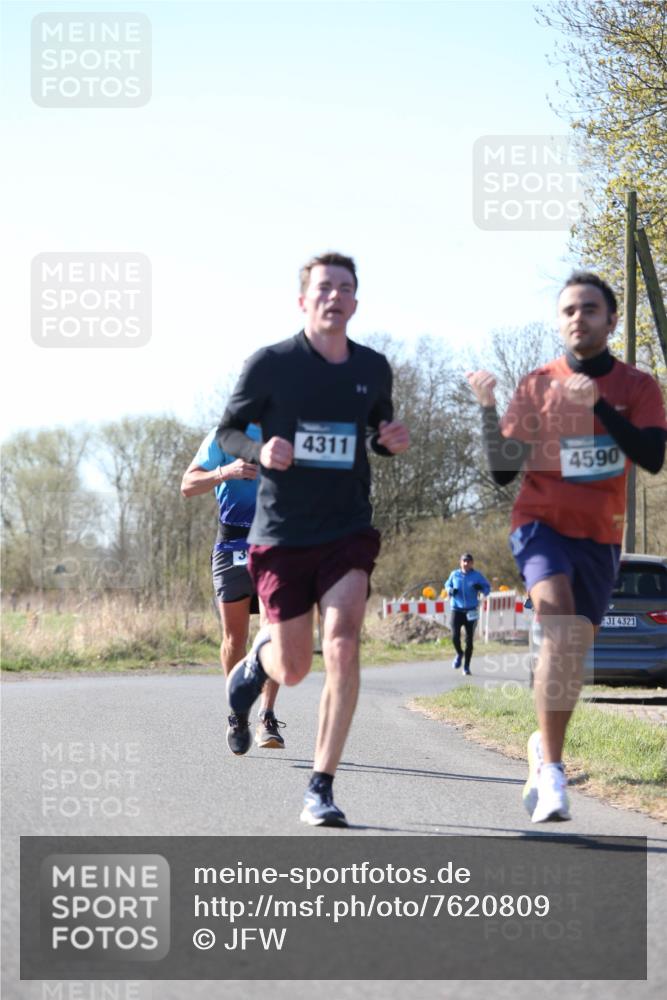 06.04.2025 - 44. Internationalen Wilhelmsburger Insellauf Jannik Wohlers http://msf.ph/oto/7620809 06.04.2025 10:08:04 Laufen 4311, 4590, 31, 4321 meine-sportfotos.de
