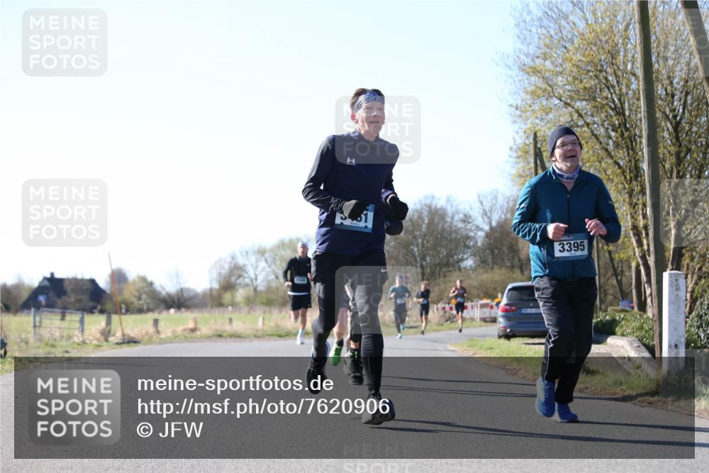 06.04.2025 - 44. Internationalen Wilhelmsburger Insellauf Jannik Wohlers http://msf.ph/oto/7620906 06.04.2025 10:08:26 Laufen 3395 meine-sportfotos.de