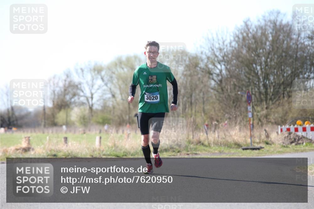 06.04.2025 - 44. Internationalen Wilhelmsburger Insellauf Jannik Wohlers http://msf.ph/oto/7620950 06.04.2025 10:08:49 Laufen 3020 meine-sportfotos.de