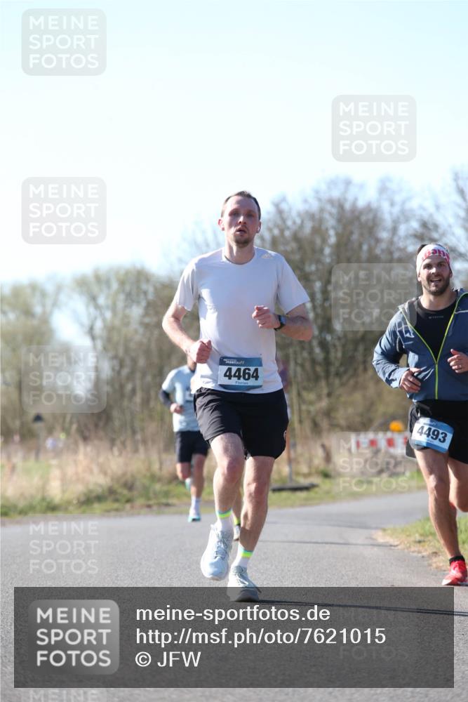 06.04.2025 - 44. Internationalen Wilhelmsburger Insellauf Jannik Wohlers http://msf.ph/oto/7621015 06.04.2025 10:09:17 Laufen 4464, 4493 meine-sportfotos.de