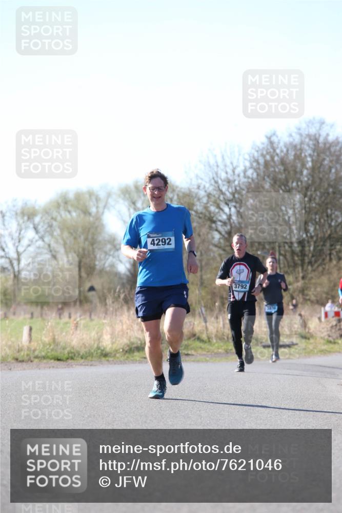 06.04.2025 - 44. Internationalen Wilhelmsburger Insellauf Jannik Wohlers http://msf.ph/oto/7621046 06.04.2025 10:09:33 Laufen 4292, 3792 meine-sportfotos.de