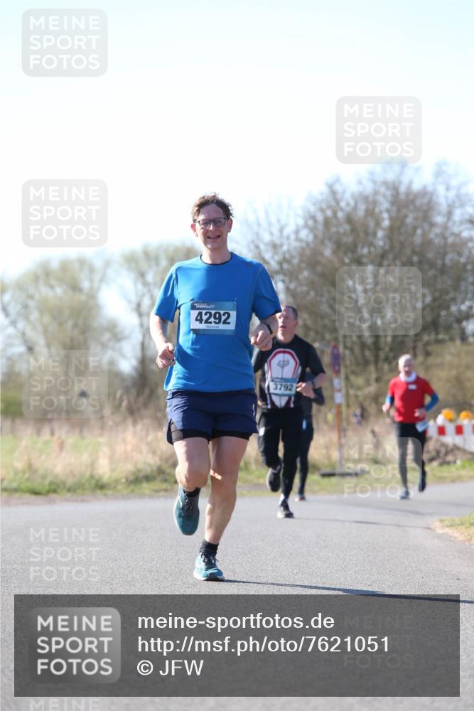 06.04.2025 - 44. Internationalen Wilhelmsburger Insellauf Jannik Wohlers http://msf.ph/oto/7621051 06.04.2025 10:09:34 Laufen 4292, 3792 meine-sportfotos.de