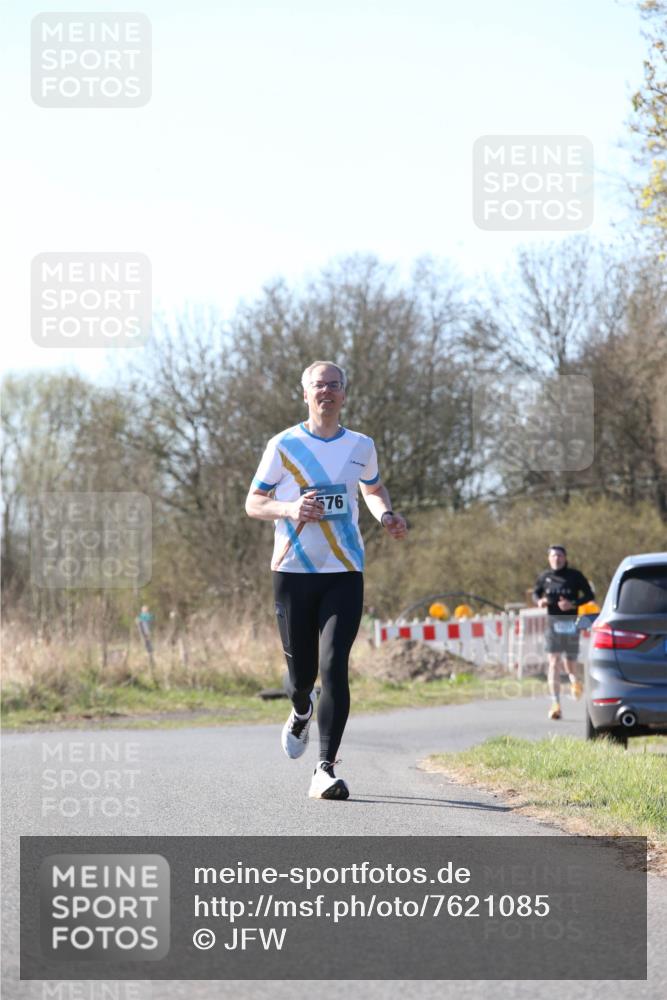 06.04.2025 - 44. Internationalen Wilhelmsburger Insellauf Jannik Wohlers http://msf.ph/oto/7621085 06.04.2025 10:10:01 Laufen 576 meine-sportfotos.de