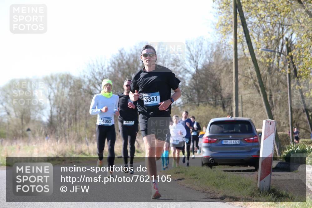 06.04.2025 - 44. Internationalen Wilhelmsburger Insellauf Jannik Wohlers http://msf.ph/oto/7621105 06.04.2025 10:10:16 Laufen 4053, 3317, 3341, 31, 4321 meine-sportfotos.de