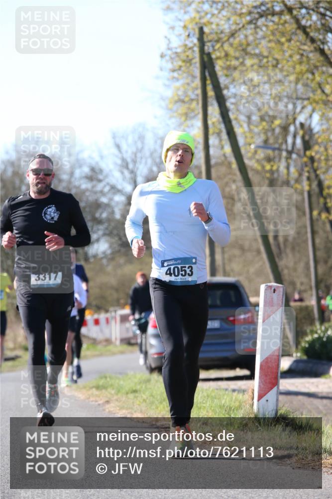 06.04.2025 - 44. Internationalen Wilhelmsburger Insellauf Jannik Wohlers http://msf.ph/oto/7621113 06.04.2025 10:10:18 Laufen 3317, 4053 meine-sportfotos.de