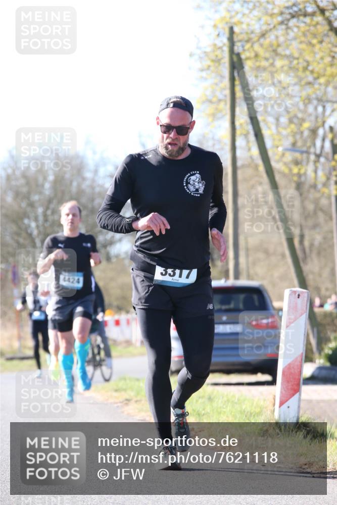 06.04.2025 - 44. Internationalen Wilhelmsburger Insellauf Jannik Wohlers http://msf.ph/oto/7621118 06.04.2025 10:10:20 Laufen 4424, 3317 meine-sportfotos.de