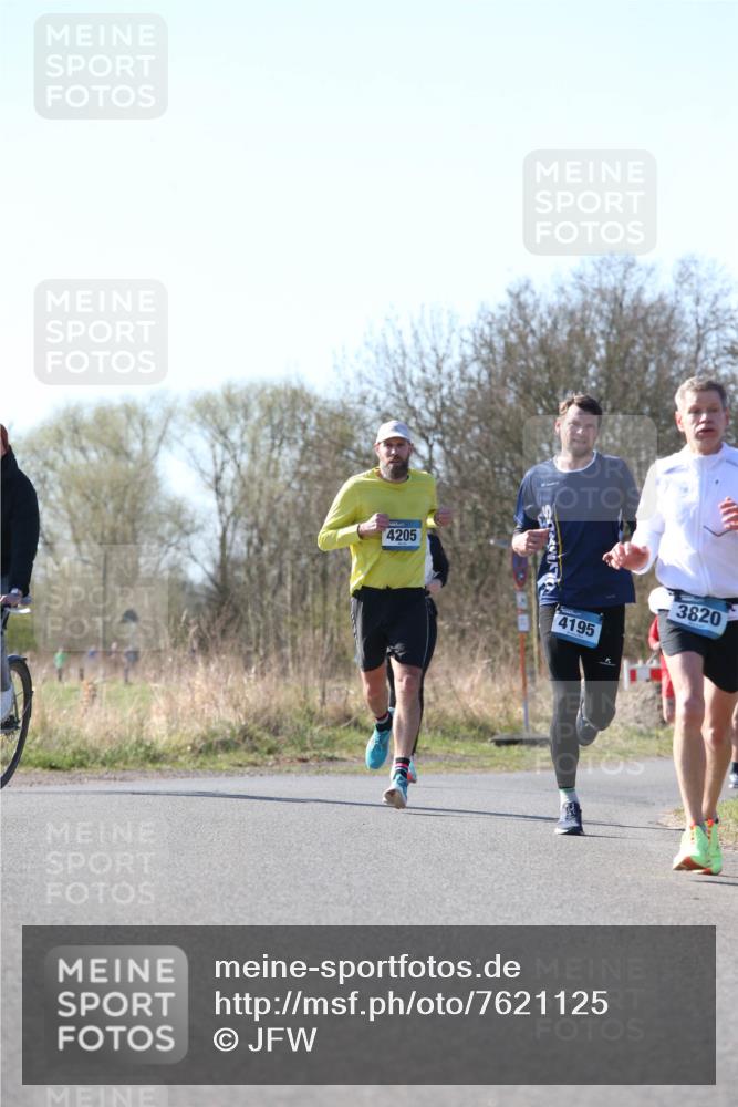 06.04.2025 - 44. Internationalen Wilhelmsburger Insellauf Jannik Wohlers http://msf.ph/oto/7621125 06.04.2025 10:10:22 Laufen 4205, 4195, 3820 meine-sportfotos.de