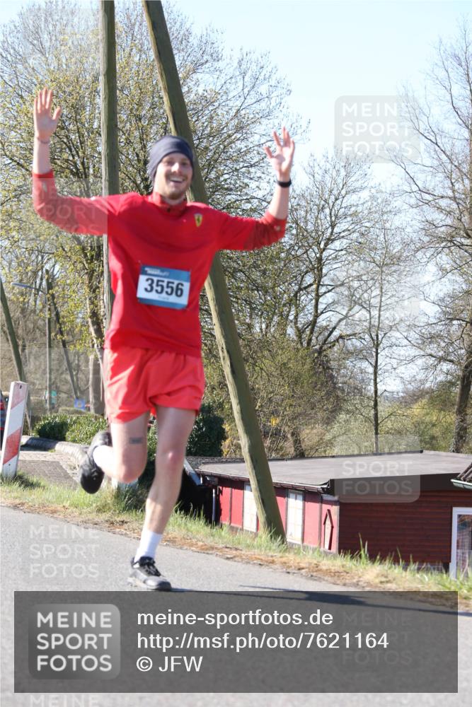 06.04.2025 - 44. Internationalen Wilhelmsburger Insellauf Jannik Wohlers http://msf.ph/oto/7621164 06.04.2025 10:10:35 Laufen 3556 meine-sportfotos.de