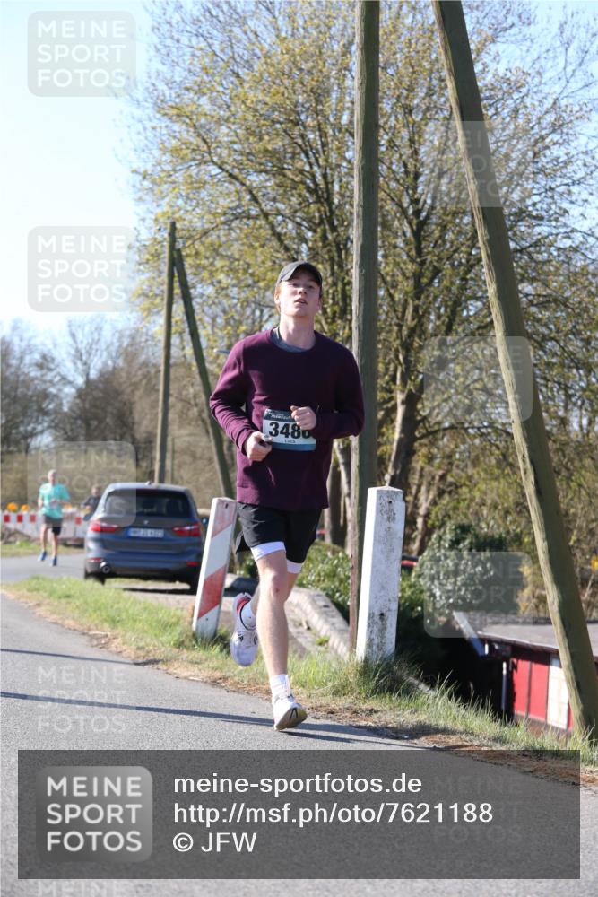 06.04.2025 - 44. Internationalen Wilhelmsburger Insellauf Jannik Wohlers http://msf.ph/oto/7621188 06.04.2025 10:10:50 Laufen 3480 meine-sportfotos.de