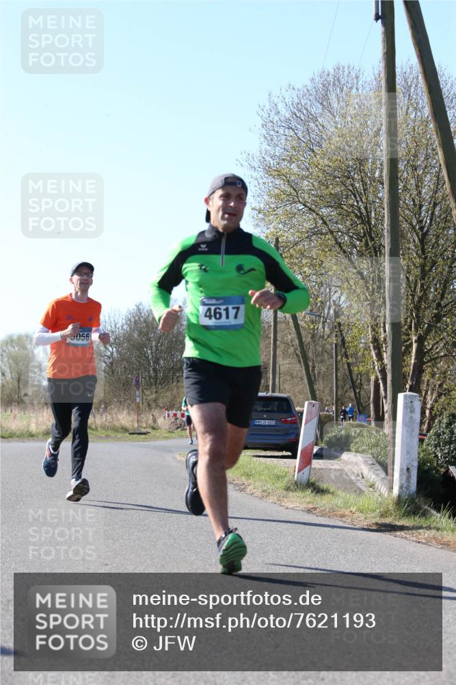 06.04.2025 - 44. Internationalen Wilhelmsburger Insellauf Jannik Wohlers http://msf.ph/oto/7621193 06.04.2025 10:10:51 Laufen 056, 4617, 4321 meine-sportfotos.de