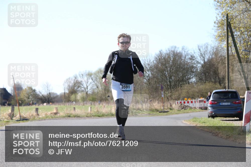 06.04.2025 - 44. Internationalen Wilhelmsburger Insellauf Jannik Wohlers http://msf.ph/oto/7621209 06.04.2025 10:11:05 Laufen 3591, 31, 4321 meine-sportfotos.de