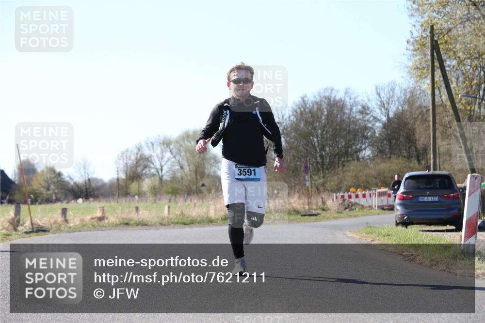 06.04.2025 - 44. Internationalen Wilhelmsburger Insellauf Jannik Wohlers http://msf.ph/oto/7621211 06.04.2025 10:11:05 Laufen 3591, 31, 4323 meine-sportfotos.de