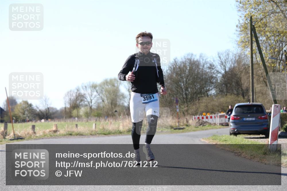 06.04.2025 - 44. Internationalen Wilhelmsburger Insellauf Jannik Wohlers http://msf.ph/oto/7621212 06.04.2025 10:11:05 Laufen 3591, 31, 4523 meine-sportfotos.de