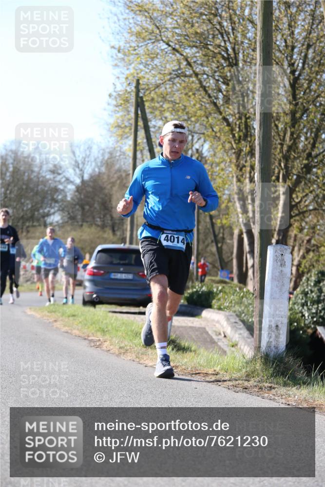 06.04.2025 - 44. Internationalen Wilhelmsburger Insellauf Jannik Wohlers http://msf.ph/oto/7621230 06.04.2025 10:11:20 Laufen 4014 meine-sportfotos.de