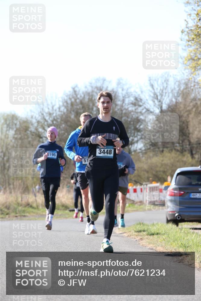 06.04.2025 - 44. Internationalen Wilhelmsburger Insellauf Jannik Wohlers http://msf.ph/oto/7621234 06.04.2025 10:11:25 Laufen 3195, 51, 3448, 99 meine-sportfotos.de