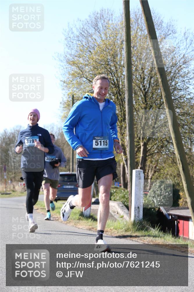 06.04.2025 - 44. Internationalen Wilhelmsburger Insellauf Jannik Wohlers http://msf.ph/oto/7621245 06.04.2025 10:11:29 Laufen 319, 309, 5115 meine-sportfotos.de