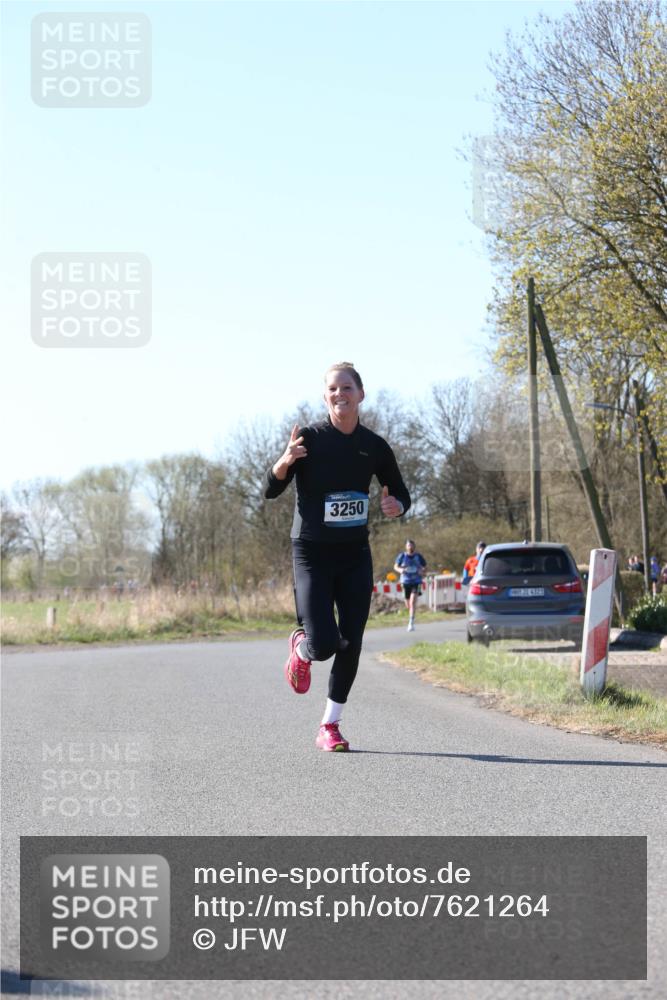 06.04.2025 - 44. Internationalen Wilhelmsburger Insellauf Jannik Wohlers http://msf.ph/oto/7621264 06.04.2025 10:11:34 Laufen 3250, 31, 4323 meine-sportfotos.de