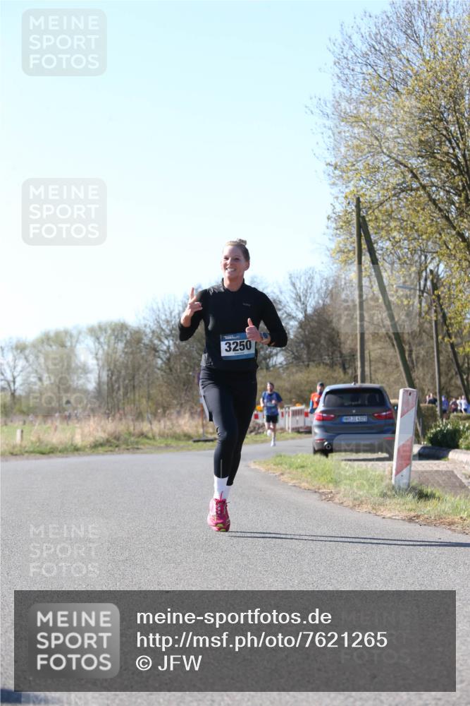 06.04.2025 - 44. Internationalen Wilhelmsburger Insellauf Jannik Wohlers http://msf.ph/oto/7621265 06.04.2025 10:11:34 Laufen 3250, 431, 4323 meine-sportfotos.de