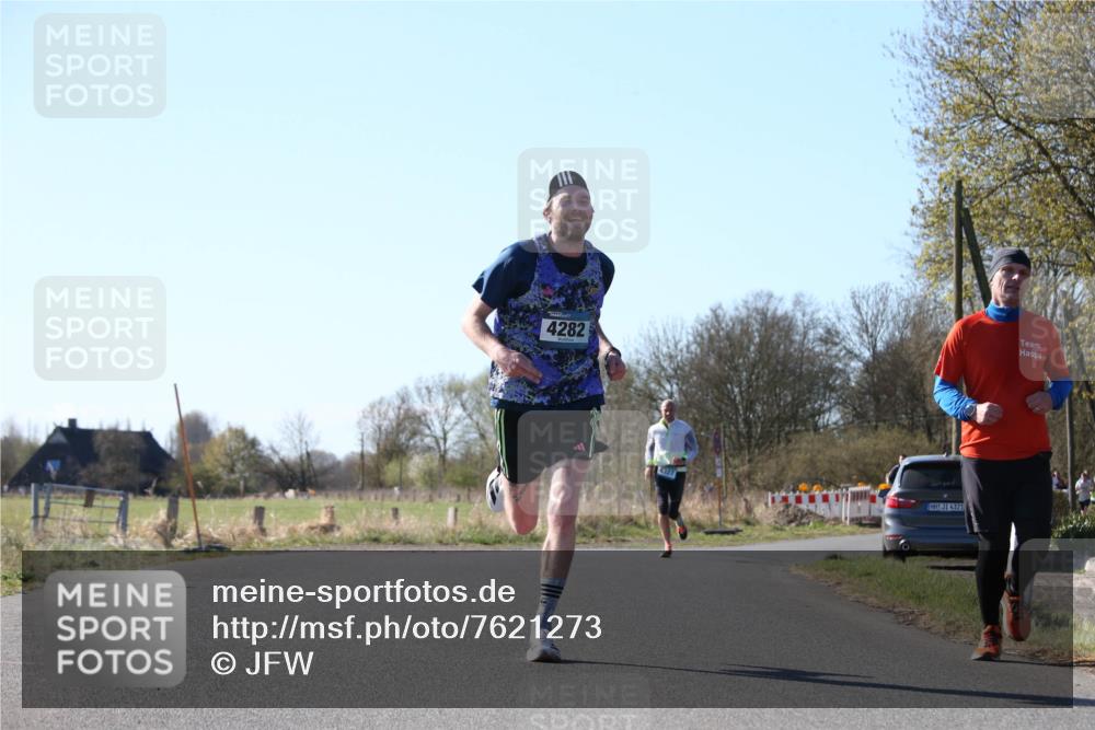 06.04.2025 - 44. Internationalen Wilhelmsburger Insellauf Jannik Wohlers http://msf.ph/oto/7621273 06.04.2025 10:11:46 Laufen 4282, 31, 4321 meine-sportfotos.de