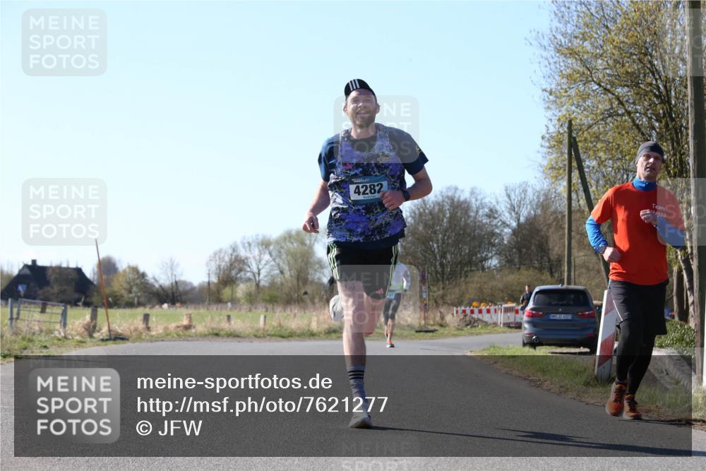 06.04.2025 - 44. Internationalen Wilhelmsburger Insellauf Jannik Wohlers http://msf.ph/oto/7621277 06.04.2025 10:11:46 Laufen 4282, 31, 4323 meine-sportfotos.de