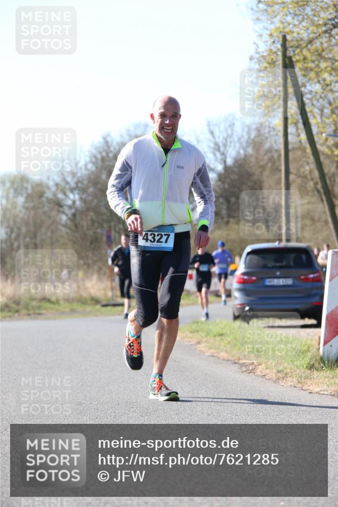 06.04.2025 - 44. Internationalen Wilhelmsburger Insellauf Jannik Wohlers http://msf.ph/oto/7621285 06.04.2025 10:11:52 Laufen 4327 meine-sportfotos.de