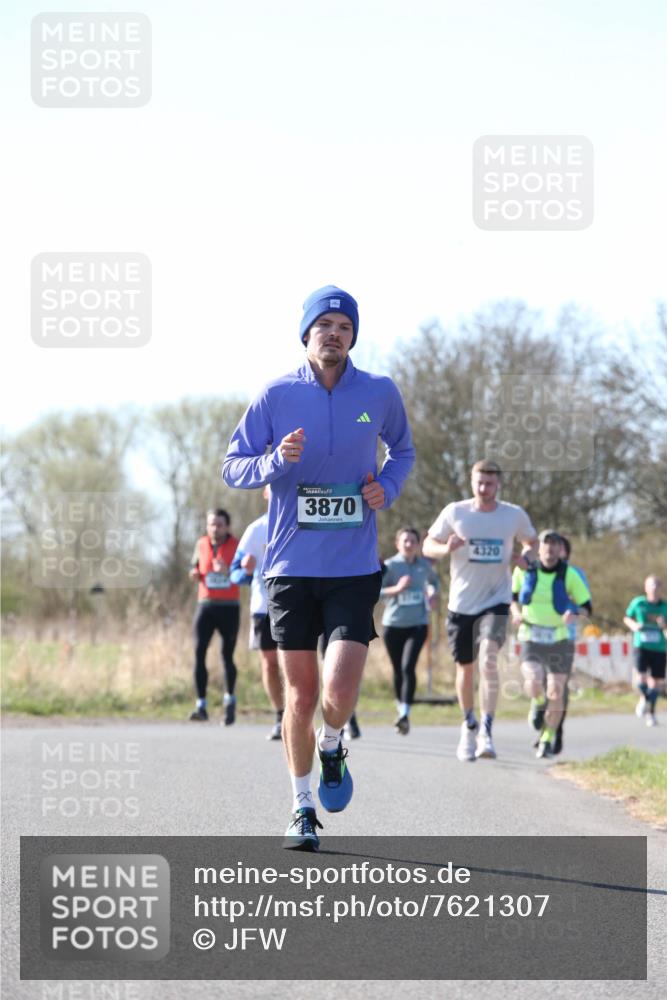 06.04.2025 - 44. Internationalen Wilhelmsburger Insellauf Jannik Wohlers http://msf.ph/oto/7621307 06.04.2025 10:12:05 Laufen 3870, 320 meine-sportfotos.de