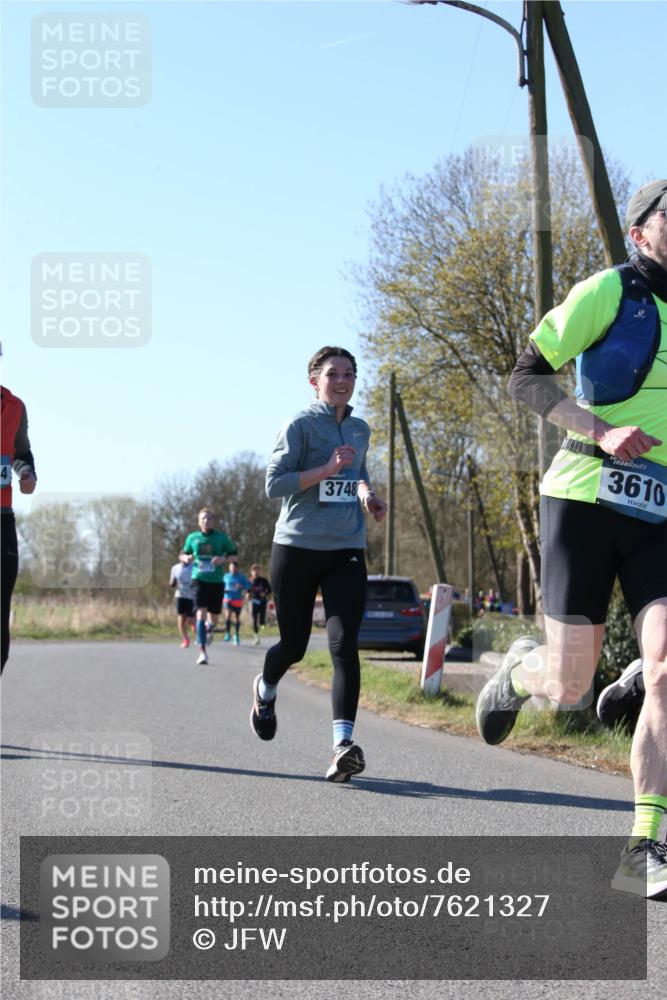 06.04.2025 - 44. Internationalen Wilhelmsburger Insellauf Jannik Wohlers http://msf.ph/oto/7621327 06.04.2025 10:12:14 Laufen 3748, 3610 meine-sportfotos.de