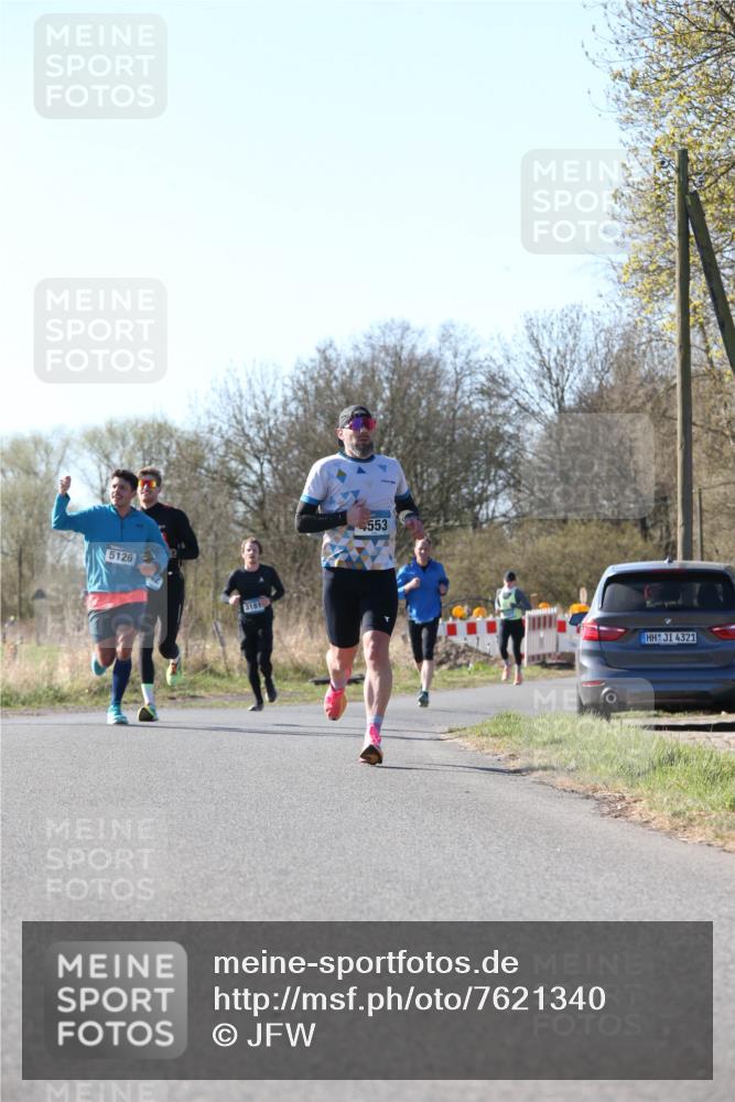 06.04.2025 - 44. Internationalen Wilhelmsburger Insellauf Jannik Wohlers http://msf.ph/oto/7621340 06.04.2025 10:12:19 Laufen 5126, 3181, 553, 4321 meine-sportfotos.de
