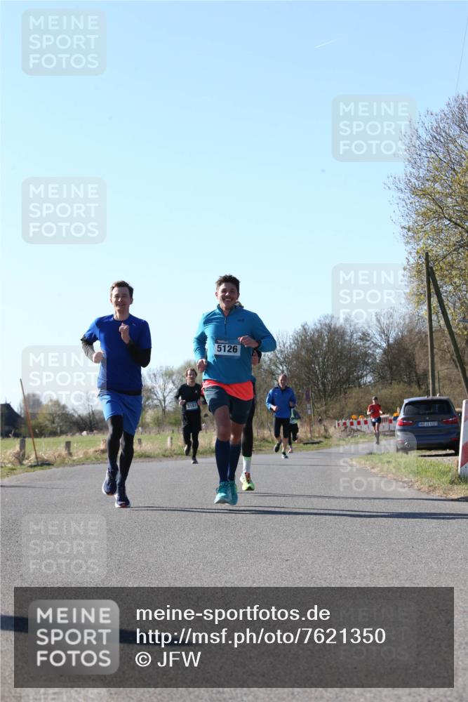 06.04.2025 - 44. Internationalen Wilhelmsburger Insellauf Jannik Wohlers http://msf.ph/oto/7621350 06.04.2025 10:12:23 Laufen 3181, 5126, 31, 4321 meine-sportfotos.de