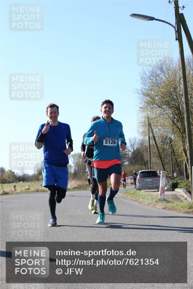 06.04.2025 - 44. Internationalen Wilhelmsburger Insellauf Jannik Wohlers http://msf.ph/oto/7621354 06.04.2025 10:12:24 Laufen 5126, 14531, 4323 meine-sportfotos.de