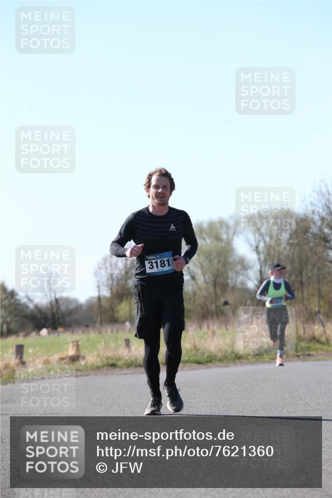 06.04.2025 - 44. Internationalen Wilhelmsburger Insellauf Jannik Wohlers http://msf.ph/oto/7621360 06.04.2025 10:12:26 Laufen 3181, 1207 meine-sportfotos.de