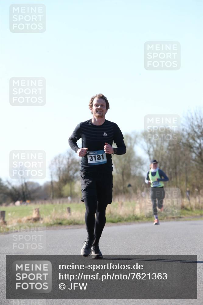 06.04.2025 - 44. Internationalen Wilhelmsburger Insellauf Jannik Wohlers http://msf.ph/oto/7621363 06.04.2025 10:12:26 Laufen 3181, 6 meine-sportfotos.de