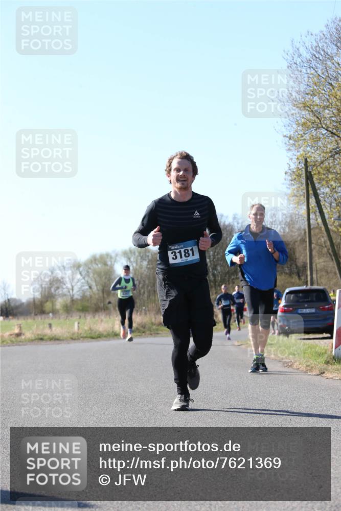 06.04.2025 - 44. Internationalen Wilhelmsburger Insellauf Jannik Wohlers http://msf.ph/oto/7621369 06.04.2025 10:12:28 Laufen 3181, 6 meine-sportfotos.de