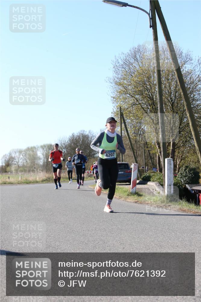 06.04.2025 - 44. Internationalen Wilhelmsburger Insellauf Jannik Wohlers http://msf.ph/oto/7621392 06.04.2025 10:12:33 Laufen 4207, 31, 4823 meine-sportfotos.de