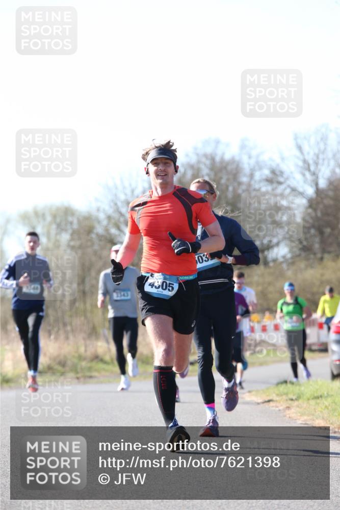 06.04.2025 - 44. Internationalen Wilhelmsburger Insellauf Jannik Wohlers http://msf.ph/oto/7621398 06.04.2025 10:12:35 Laufen 3543, 4305, 031 meine-sportfotos.de