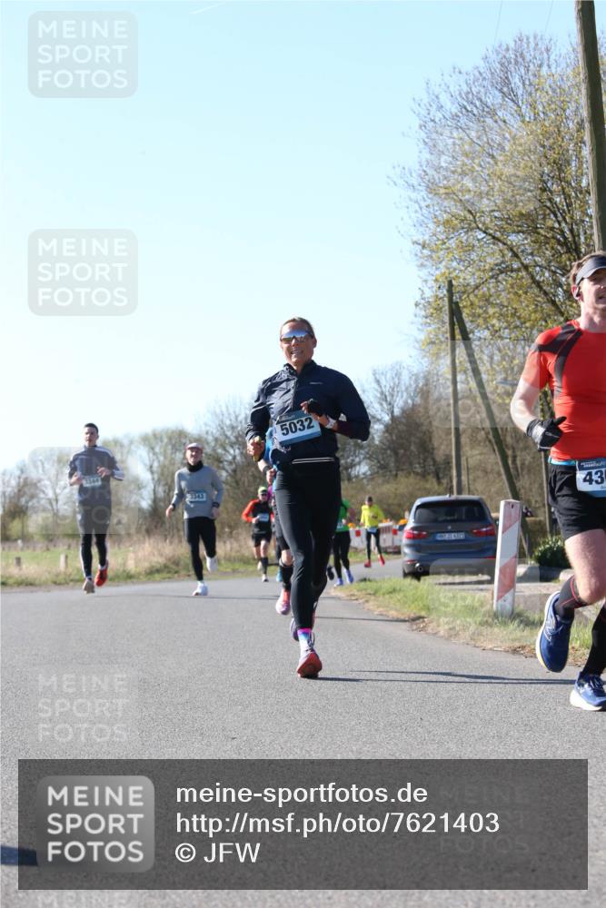 06.04.2025 - 44. Internationalen Wilhelmsburger Insellauf Jannik Wohlers http://msf.ph/oto/7621403 06.04.2025 10:12:37 Laufen 3344, 3343, 5032, 48, 31, 4323, 43 meine-sportfotos.de