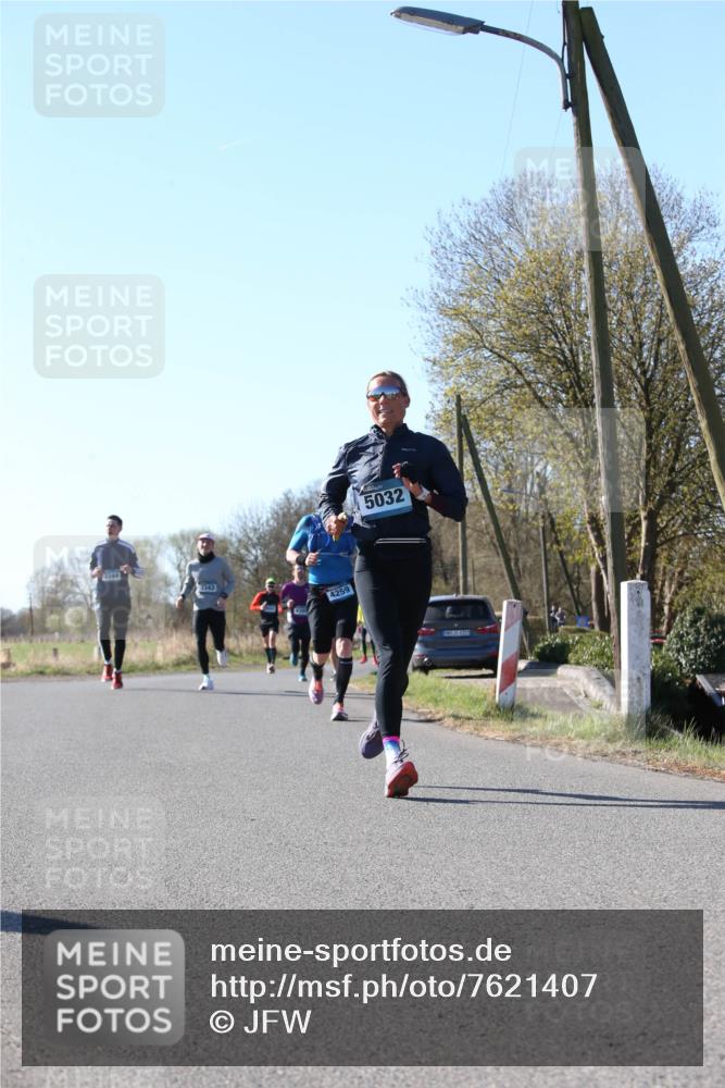 06.04.2025 - 44. Internationalen Wilhelmsburger Insellauf Jannik Wohlers http://msf.ph/oto/7621407 06.04.2025 10:12:37 Laufen 3344, 3343, 4259, 5032 meine-sportfotos.de