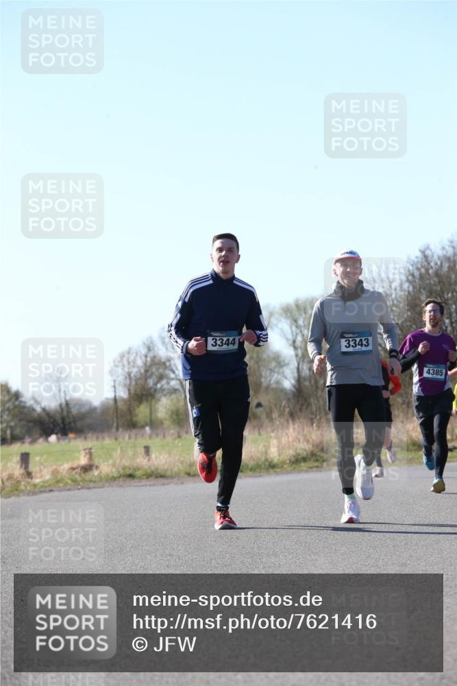 06.04.2025 - 44. Internationalen Wilhelmsburger Insellauf Jannik Wohlers http://msf.ph/oto/7621416 06.04.2025 10:12:39 Laufen 3344, 3343, 4385 meine-sportfotos.de